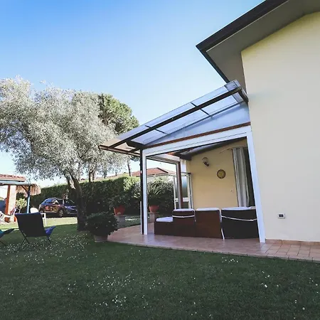 Apartment Club Massa (Tuscany)